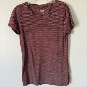 Mossimo Supply Co Red Fitted Short Sleeve T-Shirt